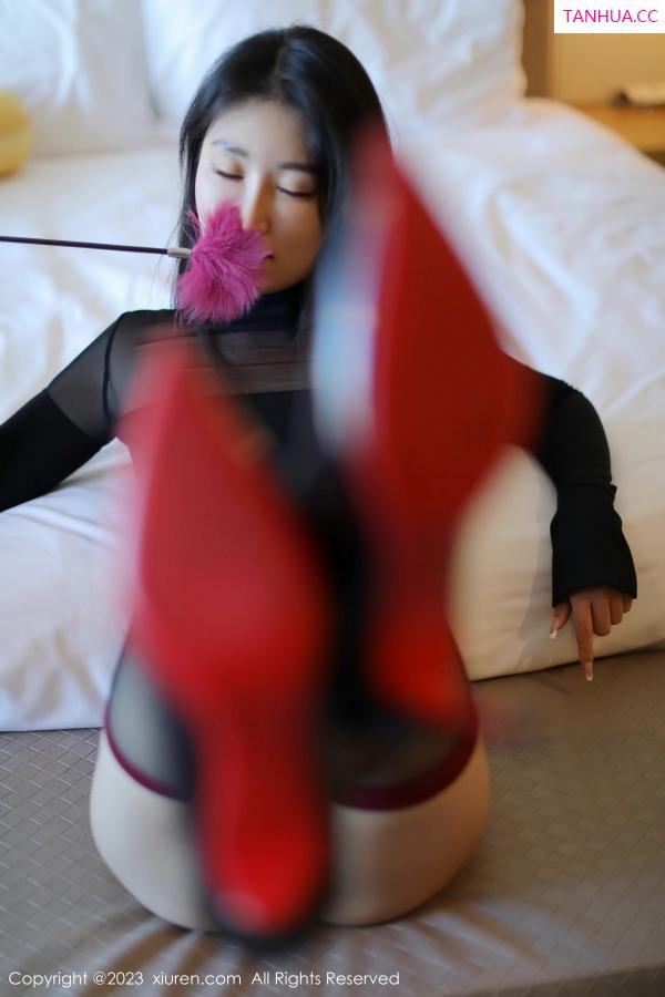   [XiuRen]高清写真图 2023.03.08 No.6380 司柠 黑丝美臀第28张图片